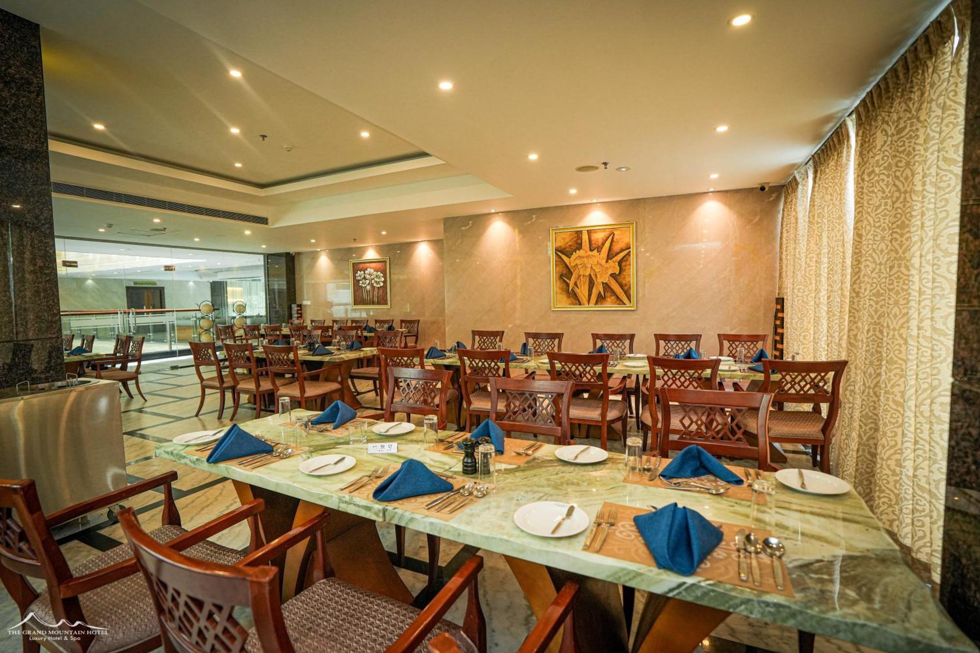 The Grand Mountain Hotel Matale Exterior foto