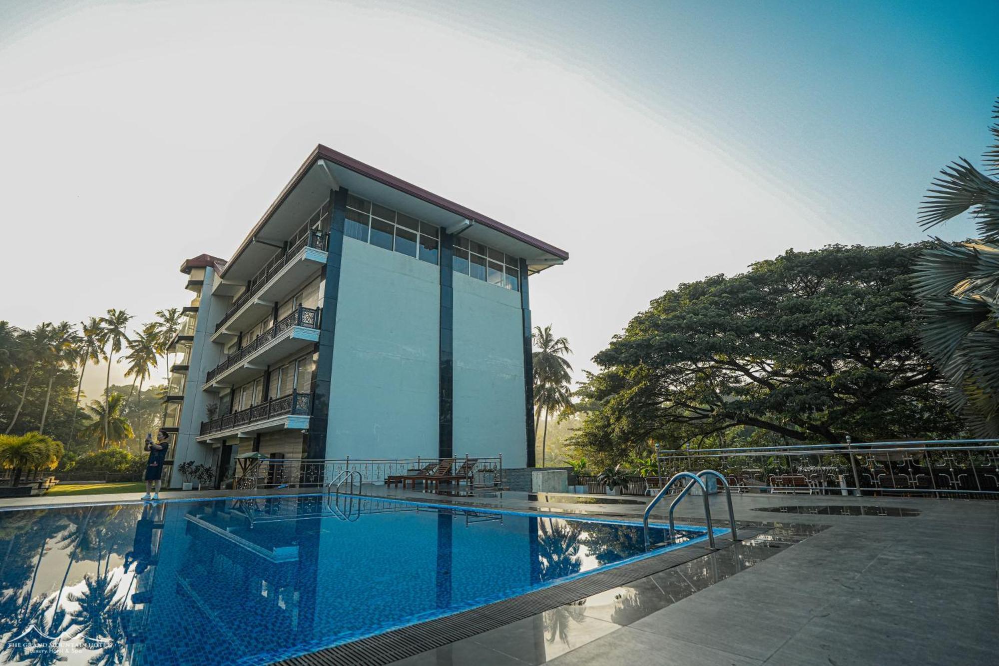 The Grand Mountain Hotel Matale Exterior foto