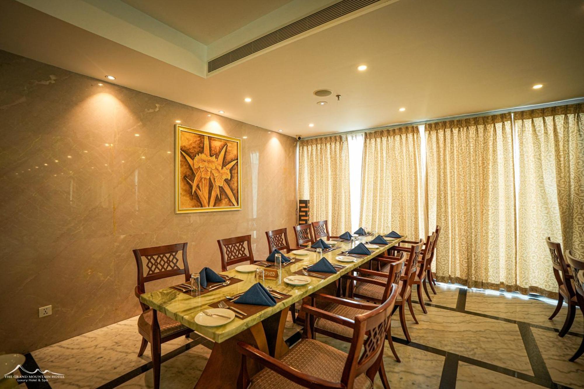 The Grand Mountain Hotel Matale Exterior foto